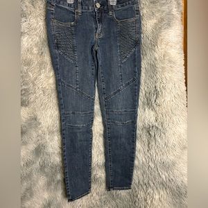 American Eagle skinny super stretch skinny jeans size 2